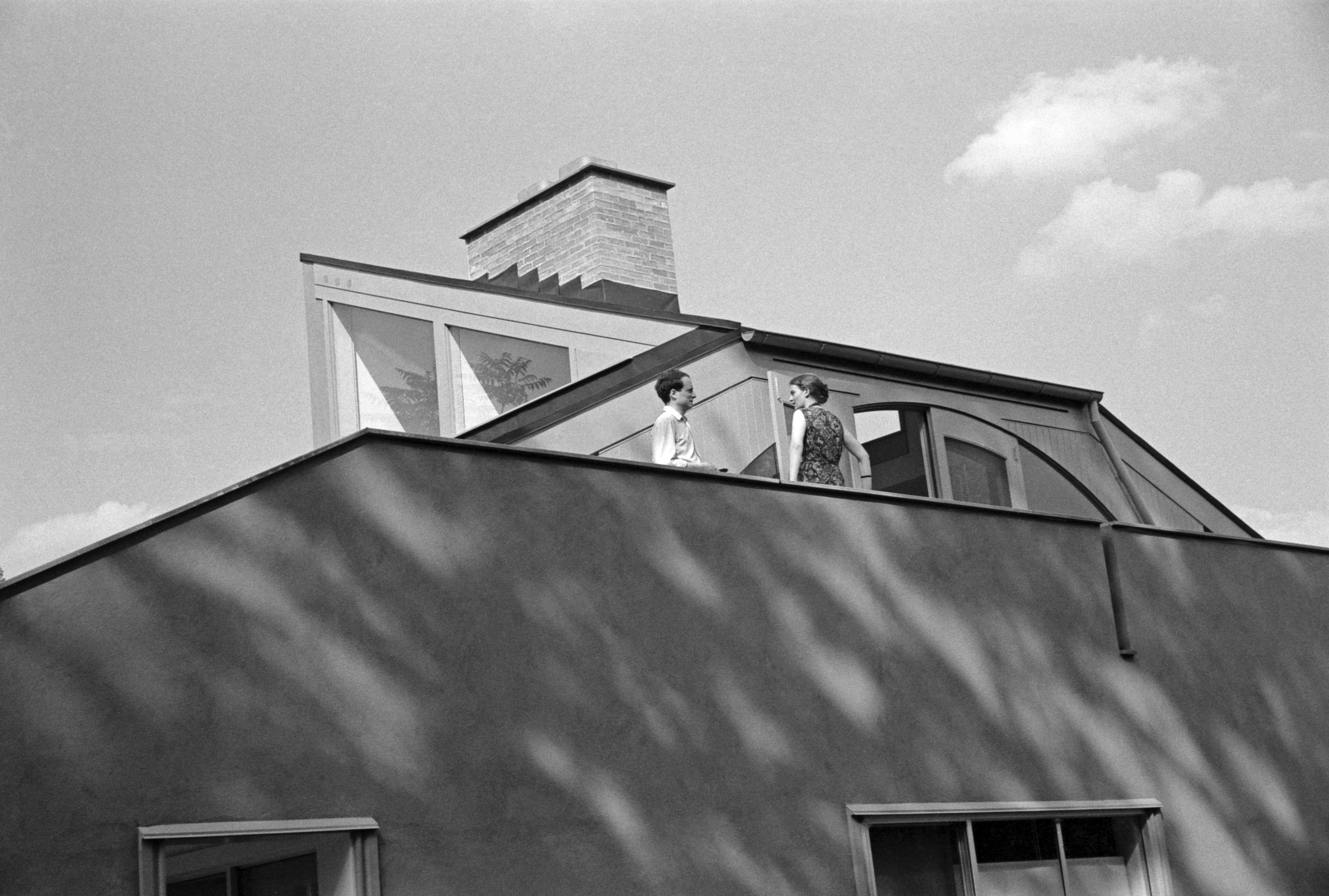 4_Rear Balcony 01